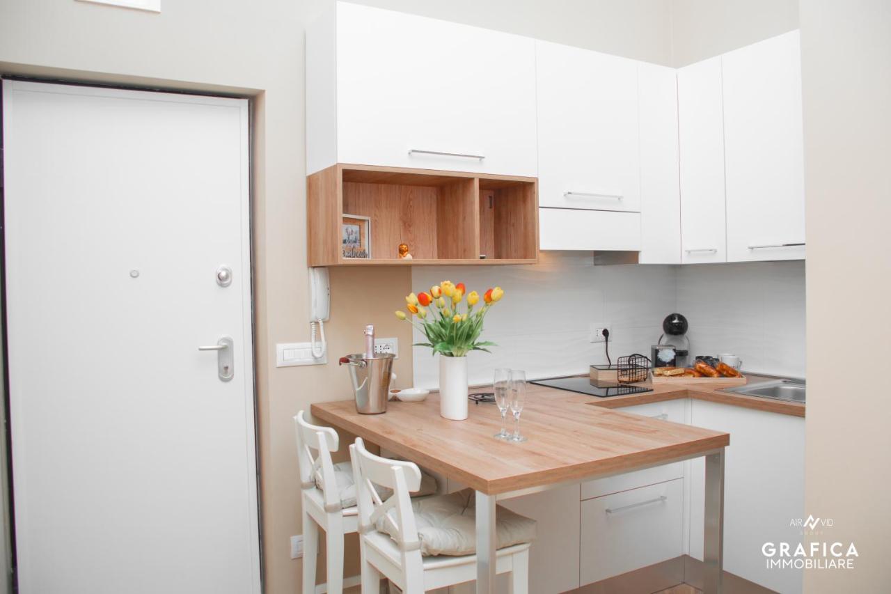 Ameli Home Luxury Apartment Tarent Zewnętrze zdjęcie